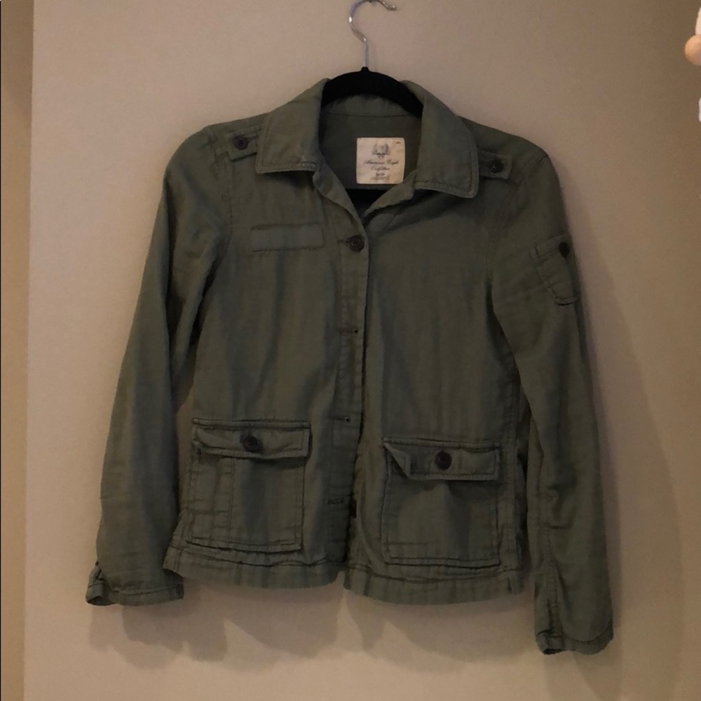 Army green AMERICAN EAGLE jacket!
